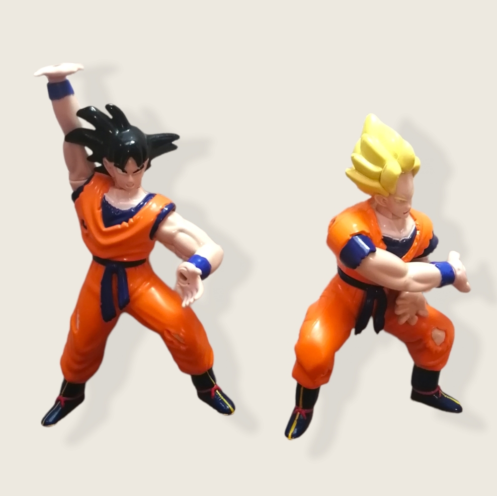 Vtg Goku Dragon Ball Z Action Figures 👽